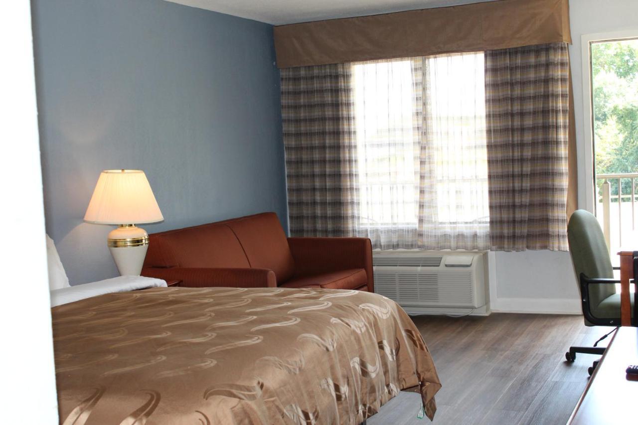 Quality Inn - On The Lake Clarksville-Boydton Εξωτερικό φωτογραφία